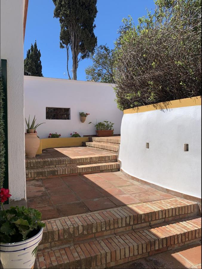 Encantador Apartamento-Centrico-Con Amplio Jardin Torremolinos Exterior photo
