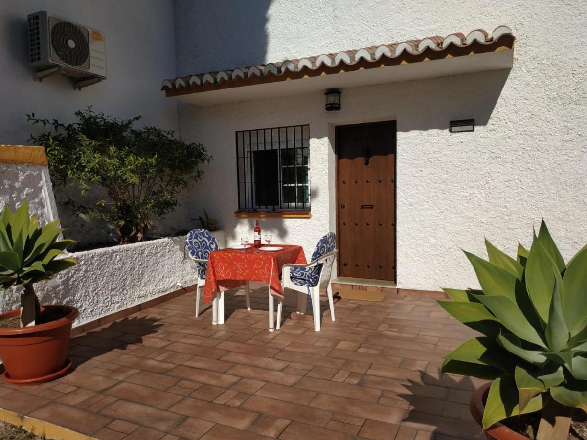 Encantador Apartamento-Centrico-Con Amplio Jardin Torremolinos Exterior photo